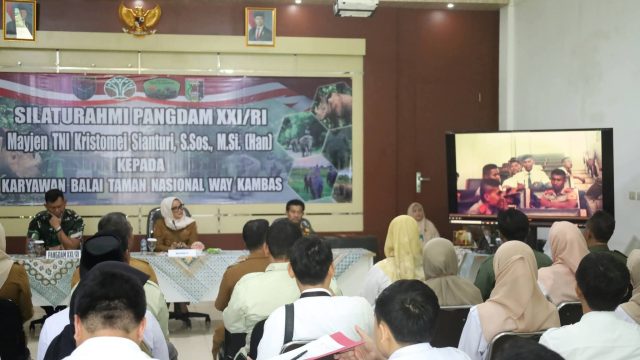 Pangdam XXI/RI Kunjungi Way Kambas, Tegaskan Komitmen TNI Jaga Kawasan Konservasi