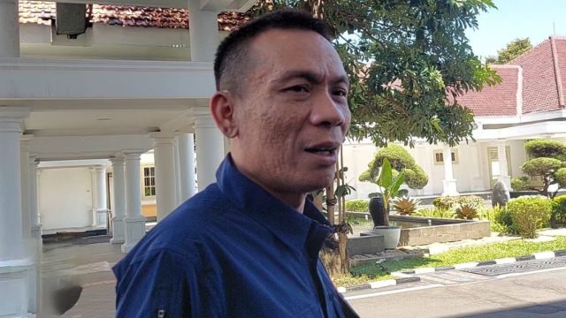 Awalnya Sebut 11 Ribu Triliun Persen Ijazah Jokowi Palsu Tiba-tiba Jadi Asli, Rizal Fadillah Kritik Keras Rismon