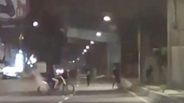 Polisi Bubarkan Aksi Tawuran di Kota Makassar 