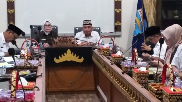 Rapat evaluasi DPRD Metro mendadak tertutup, pernyataan berbeda muncul ke publik