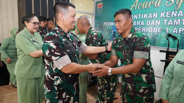 25 Orang Prajurit Naik Pangkat, Danrem 043/Gatam: Tingkatkan Disiplin dan Profesionalitas 