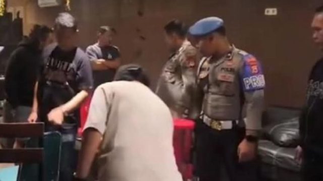 Heboh !! Adu Jotos 5 Anggota TNI dan 2 Polisi di Lokasi Dugem Toraja Utara