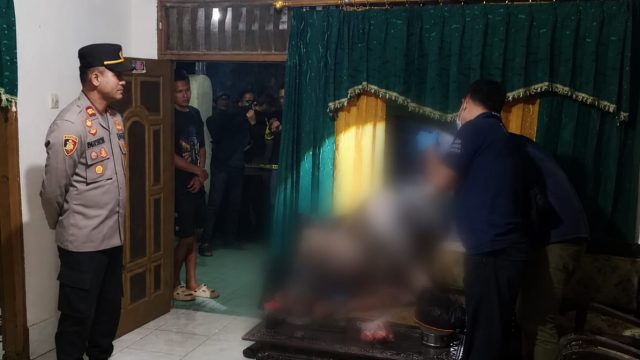 Cium Bau Tak Sedap, Warga Tanggamus Temukan Mayat Pria Didalam Rumah