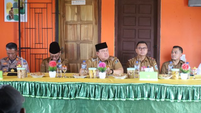Wakil Bupati Lampung Timur Monitor Penyaluran CPP: Beras dan Minyak Goreng Tepat Sasaran ke Warga