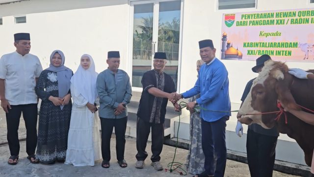 Kodam XXI/RI Bagikan Kurban ke Berbagai Wilayah di Lampung-Bengkulu