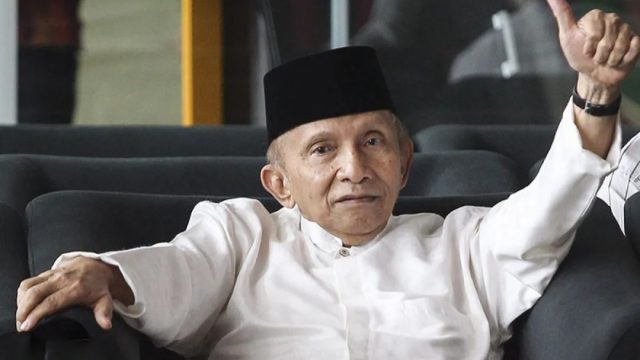Amien Rais Kekeh dengan Pernyataan Terkait Kedekatan Presiden Prabowo dan Teddy