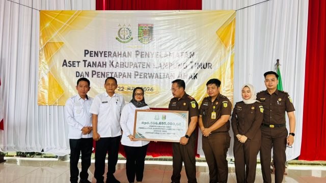 Bupati Ela Terima Hasil Penyelamatan Aset Daerah dan Penetapan Perwalian Anak dari Kejari Lampung Timur