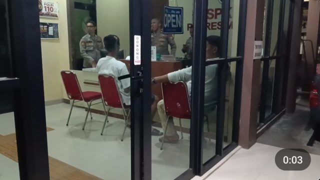 Remaja 16 Tahun Babak Belur Dikeroyok Puluhan OTK Di Taman Merdeka Metro